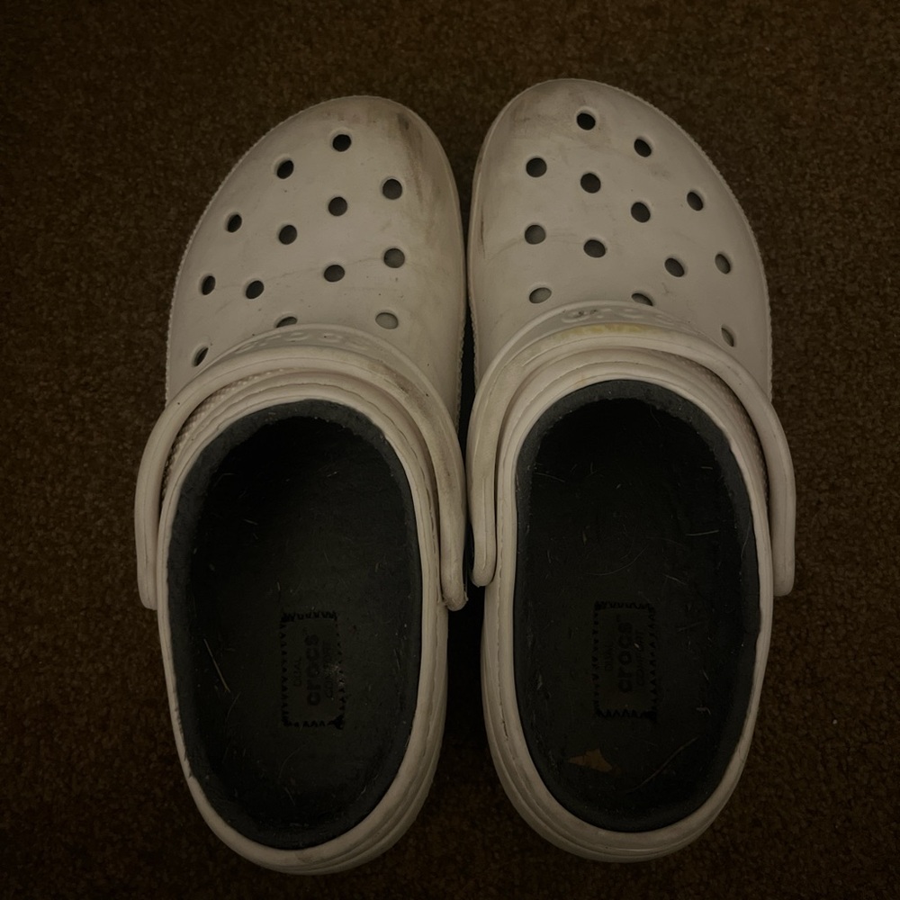Women’s White Fluffy CROCS